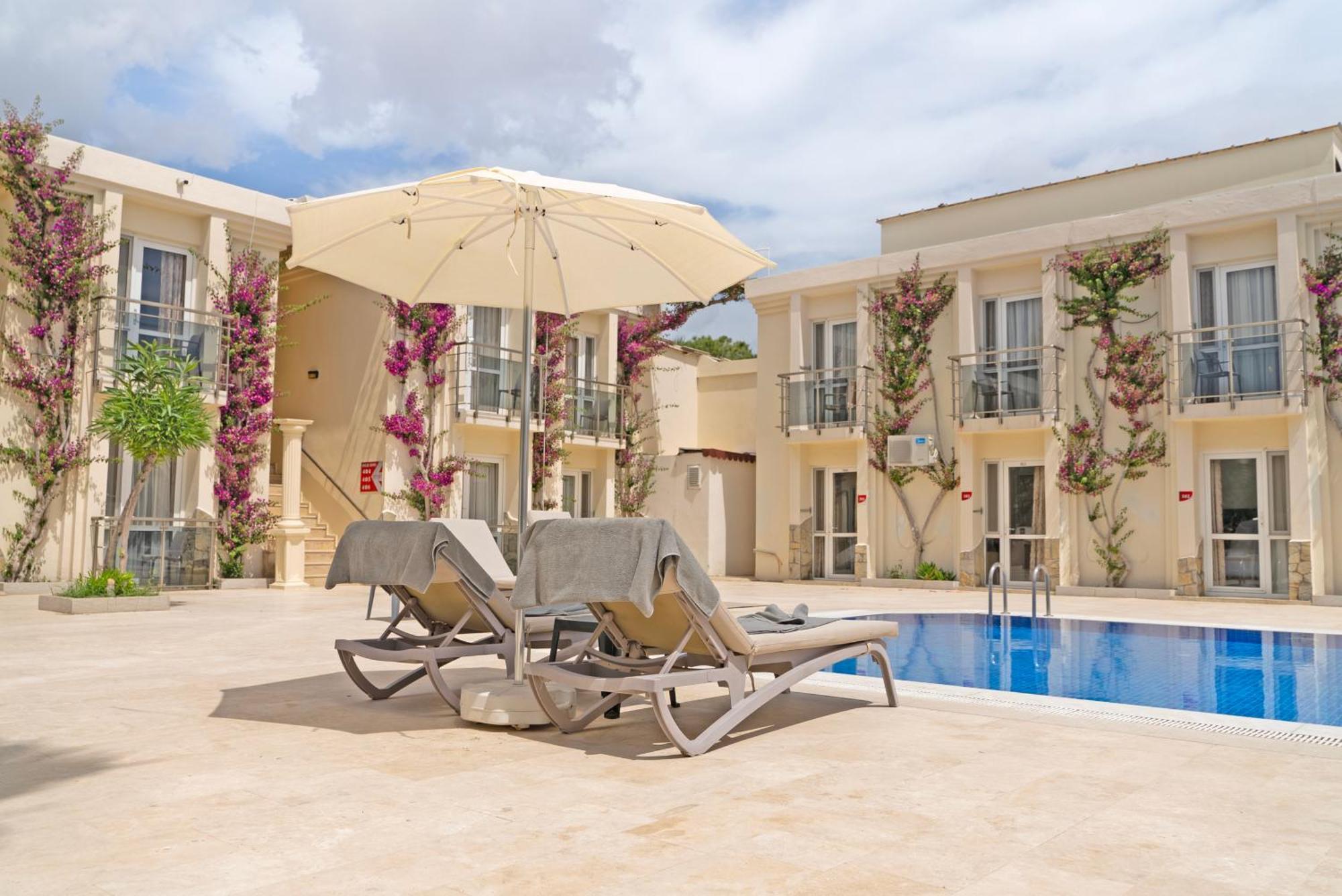 Oemer Aybak Beach Hotel 博德鲁姆 外观 照片